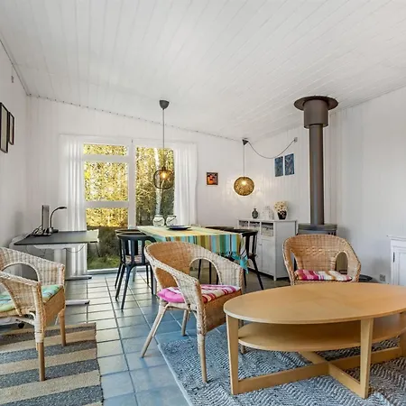 Nyaraló Neval - 150m From The Sea By Interhome *