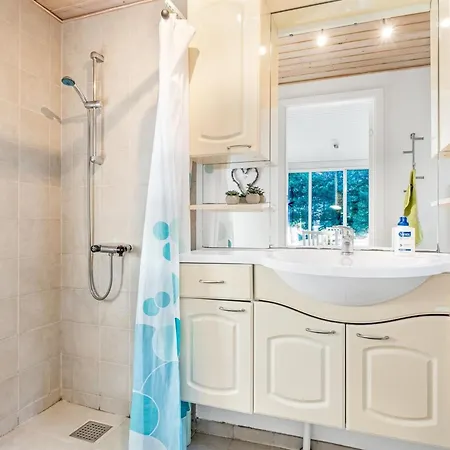 Nyaraló Neval - 150m From The Sea By Interhome *